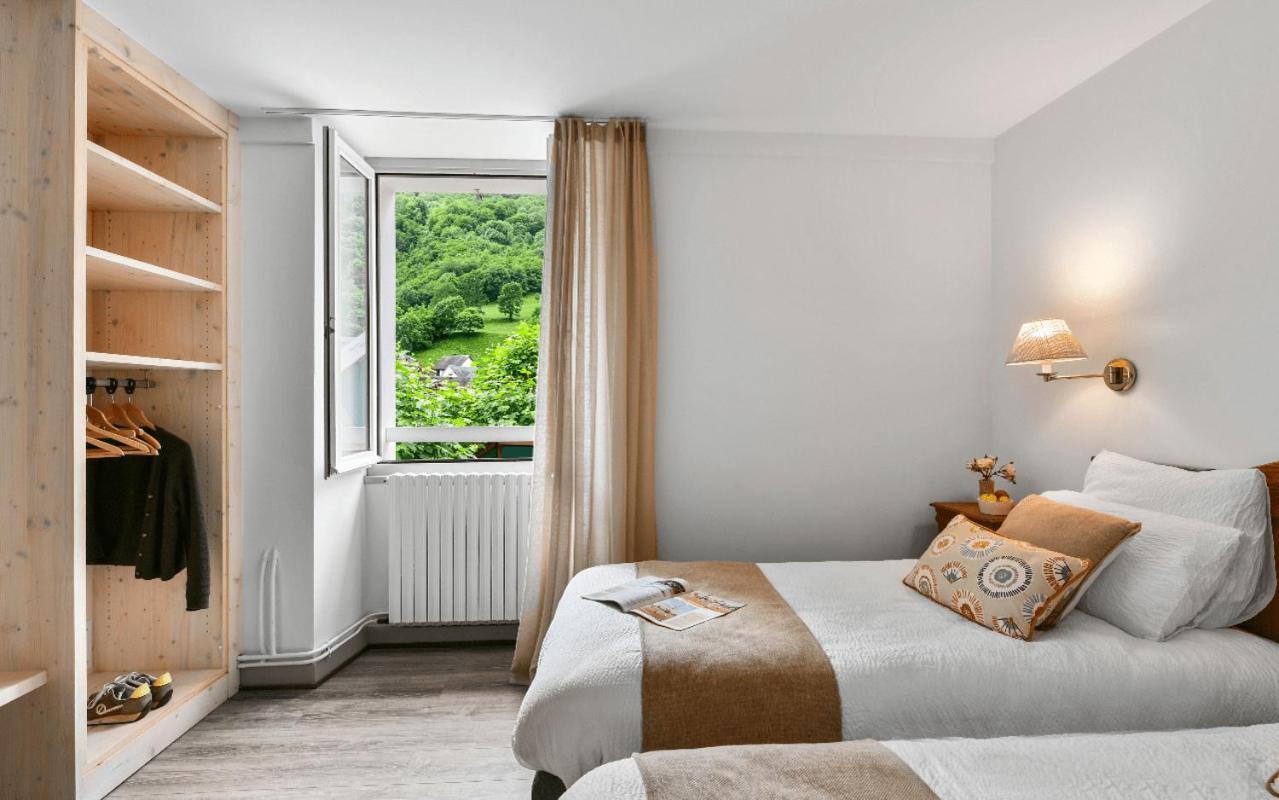 Logis Hôtel Etchemaïté Larrau Buitenkant foto